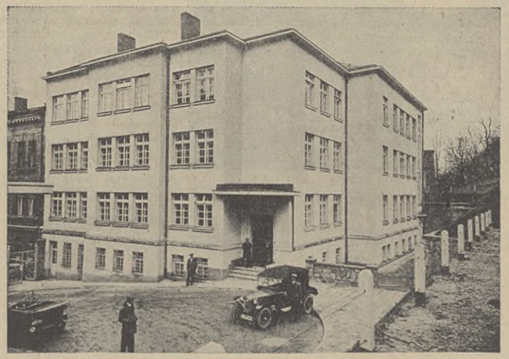 Лікарня організації соціального страхування (Оматдит). Архівне фото з "Wschód", № 104 (1938).